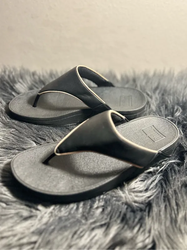FitFlop Lulu Black Pink Leather Thong Sandals Size 8 - Image 3