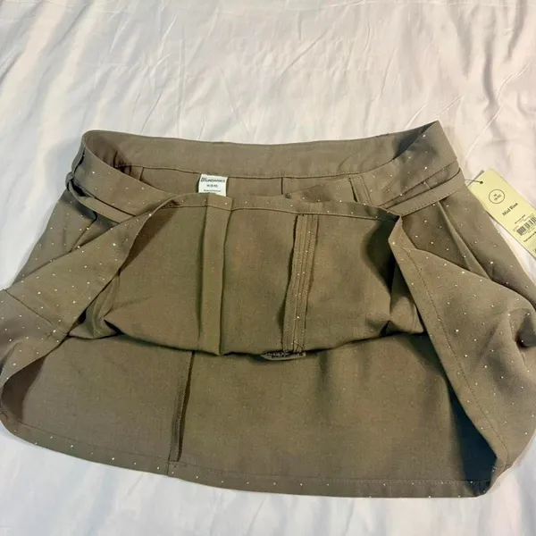 No-boundaries Women's Grey and Brown Shorts - Image 4