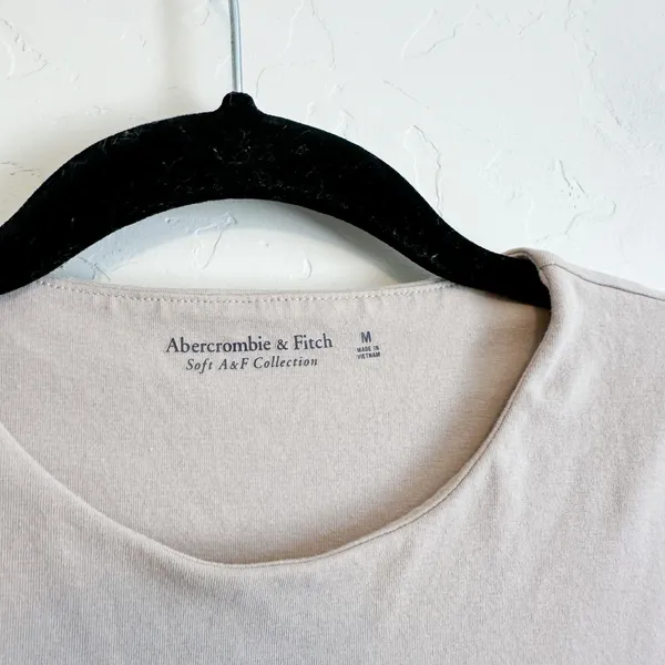 Abercrombie | Seamless Cotton-Blend Short Sleeve Thong Bodysuit in Tan - Image 5