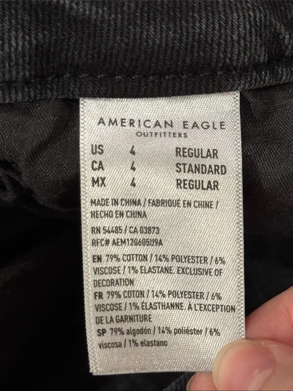 American Eagle Outfitters Washed Black High-Rise Stretch Curvy Mom Jean size 4 - Image 13