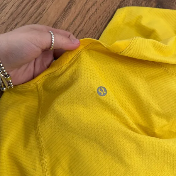 Lululemon Swiftly Tech Long Sleeve 2.0 - Image 2