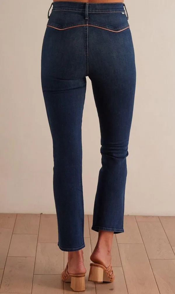 MOTHER Denim The Snap Hustler Ankle Jeans - Image 4
