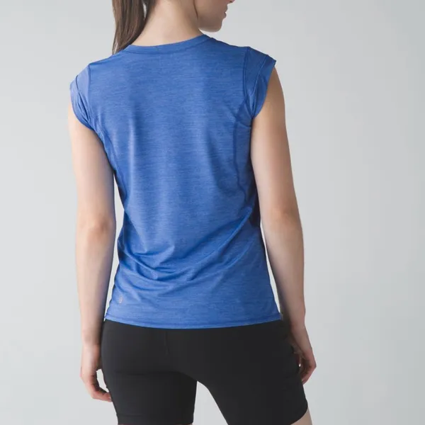 Lululemon Lightweight Top pedal to the medal short sleeve womens Blue (size 8) - Image 4