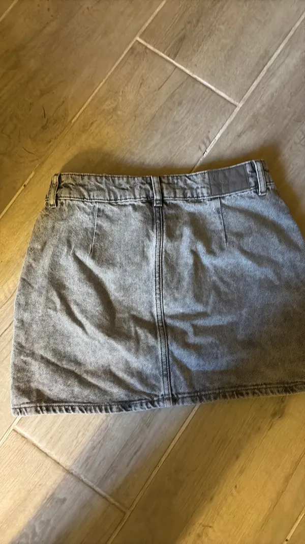 Zara Jean skirt embroidered silver pearls XS - Image 6