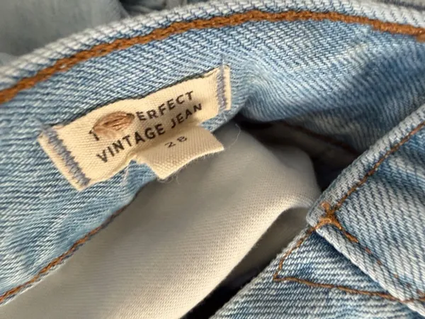 Madewell The Perfect Vintage Light Wash Jeans Size 28 High Rise - Image 3
