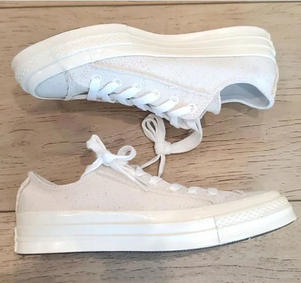 Brand New Converse Chuck Taylor 70 Renew - Off White Size 5 - Image 4