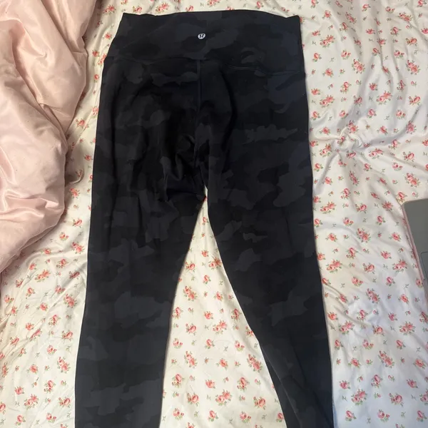 Lululemon Leggings Wunder High-Rise camo - Image 3