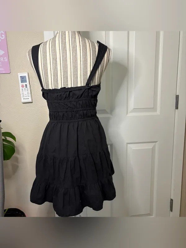 sunday best Aritzia martine poplin dress black dark coquette quiet luxury sm - Image 5