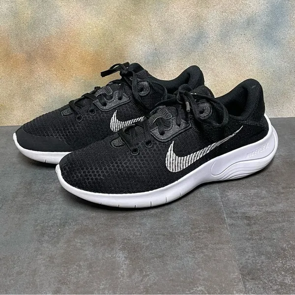Nike Flex Experience Run 11 Next Nature Women's Black Sneakers Size 8 - Image 2