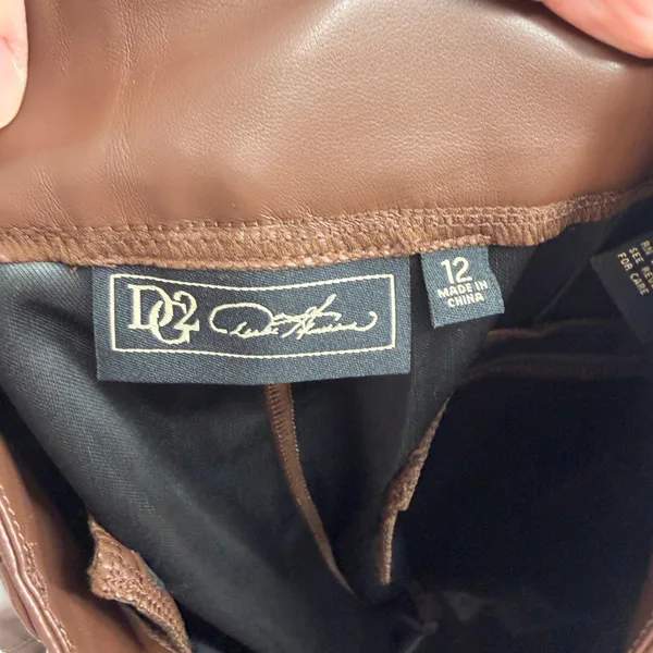 Diane Gilman D2 David Dixon Brown Faux Vegan Leather Flare Leg Pants Size 12 NWT - Image 4