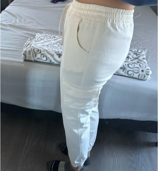 Boutique Cargo pants - Image 2