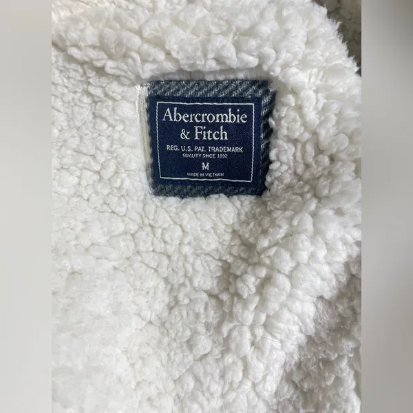 Abercrombie & Fitch Womens Sherpa Lined Plaid Jacket Size M Gray Coatigan Co - Image 5