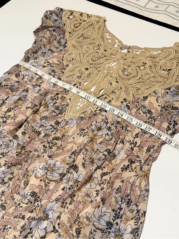 Free People Margot babydoll mini dress, bohemian printed crochet detail sz M - Image 8