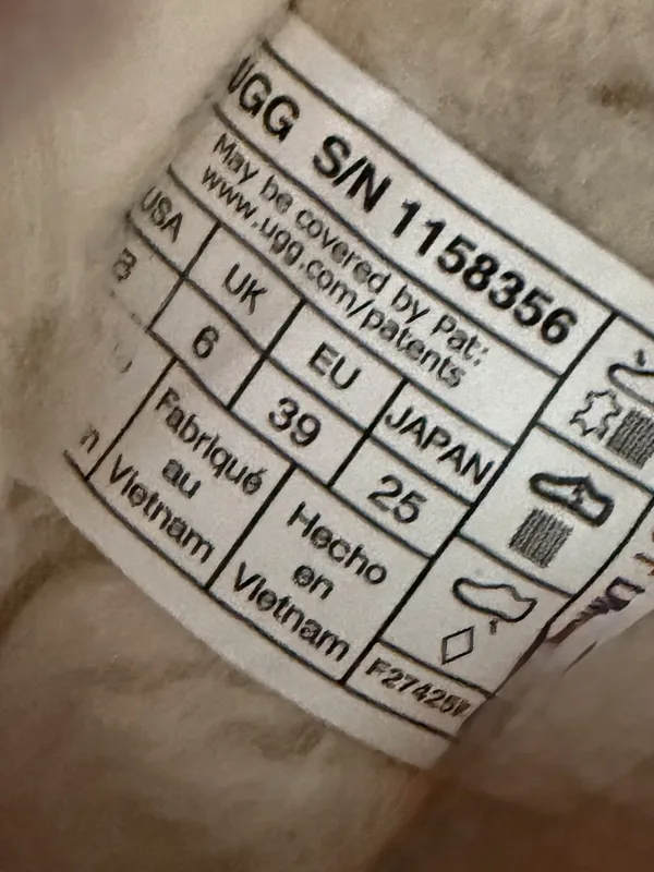 UGG Tasman Maxi Curly Slippers – Women’s Size 8 - Image 11