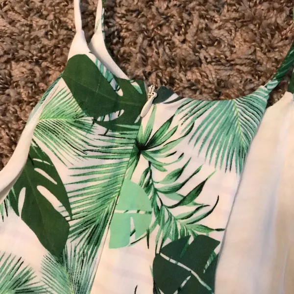 DO+BE leaf floral romper - Image 9