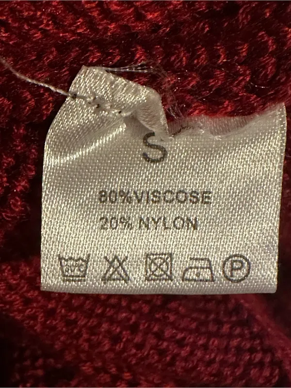 Dark Red Classic Cable Knit Crewneck Sweater. Thick Heavy Material Sz S - Image 7