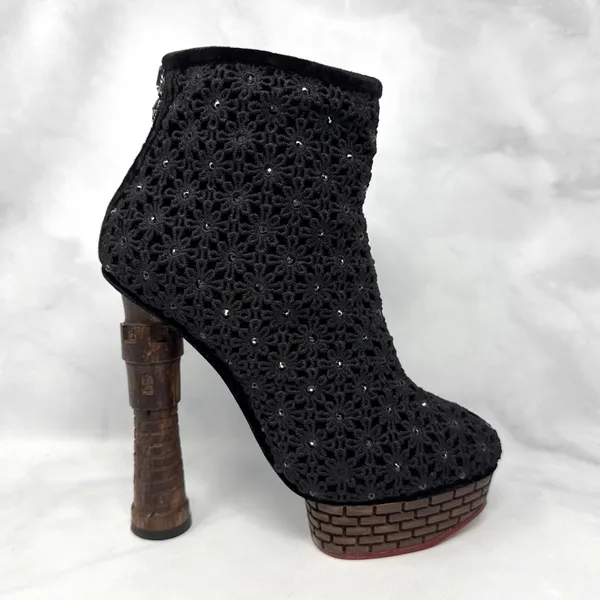 Charlotte Olympia Damsel in Distress Castle Tower Heel Crochet Platform Boots 38 - Image 4