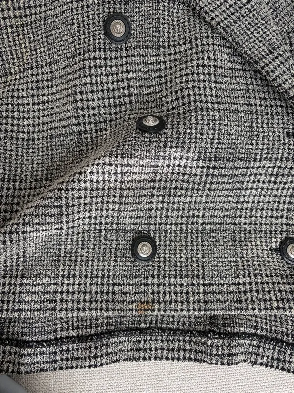 Women’s Gray Plaid Double-Breasted Blazer with Black Collar - Image 5