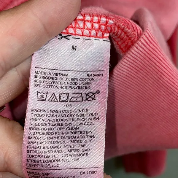 GAP Red Hoodie Medium Pullover Sweatshirt Kangaroo Pocket Casual‎ Basic - Image 4