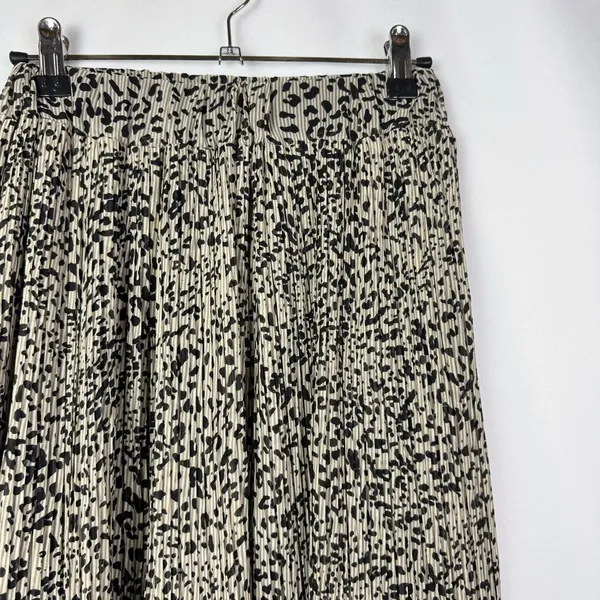Boutique Tan Speck‎ Leopard Pleated Maxi Skirt S - Image 3