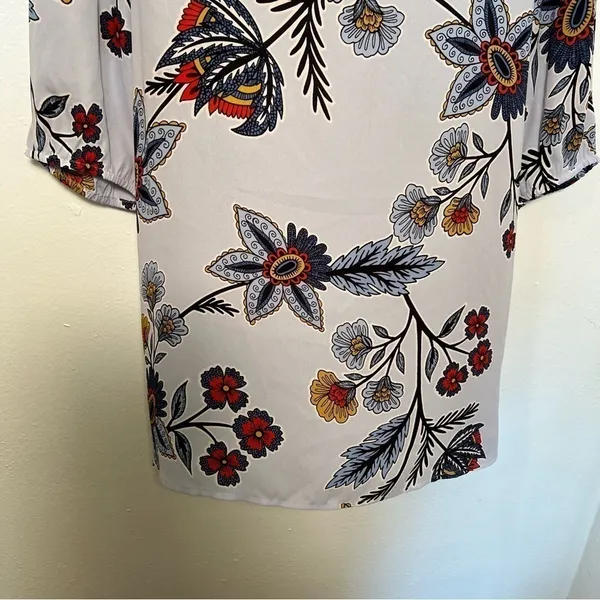 Loft Women's Size Small Square Neck Blouse‎ Light Blue Floral Red Gold White - Image 5