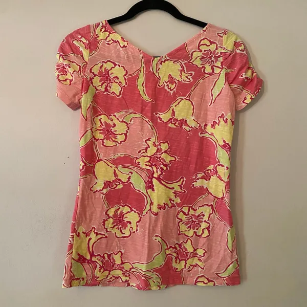 Lilly Pulitzer Pink Yellow Floral Cotton T-Shirt V-neck Preppy Women's size XS - Image 5