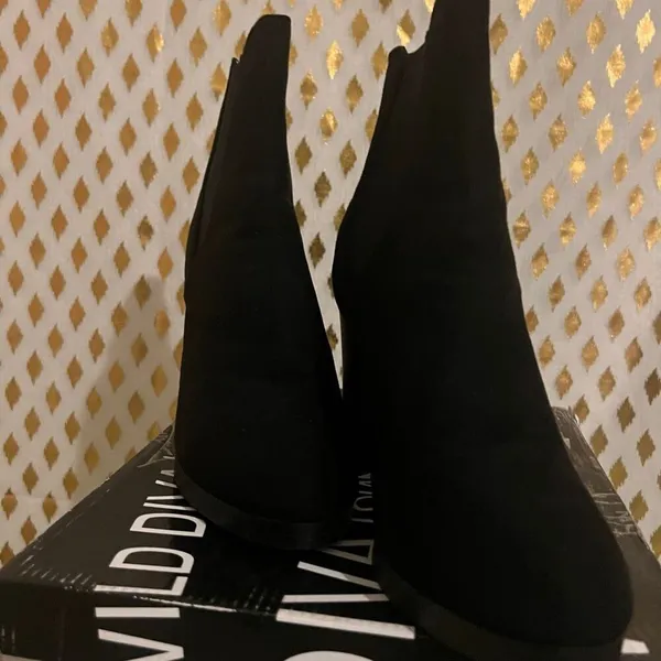 Platform heel boots black size 8.5 Black - Image 2
