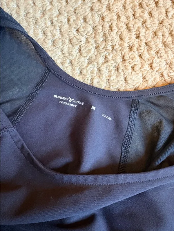 Old Navy active One piece - Image 4