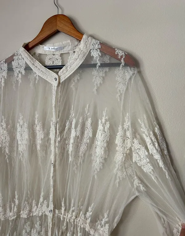 Cream colored lace sheer cardigan Size L - Image 6
