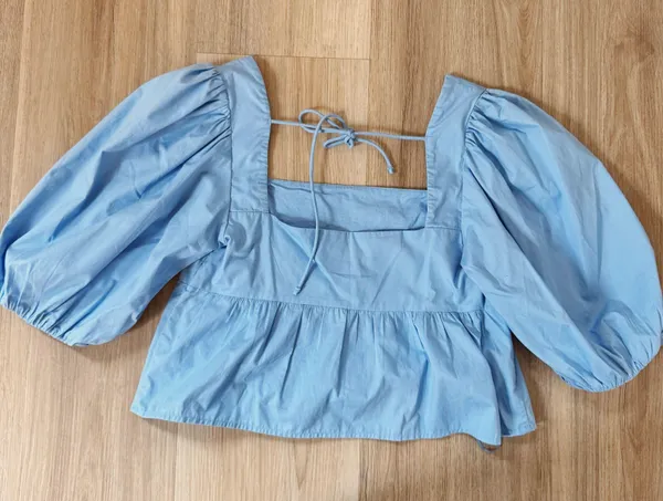 Abercrombie Cropped Blouse - Image 3