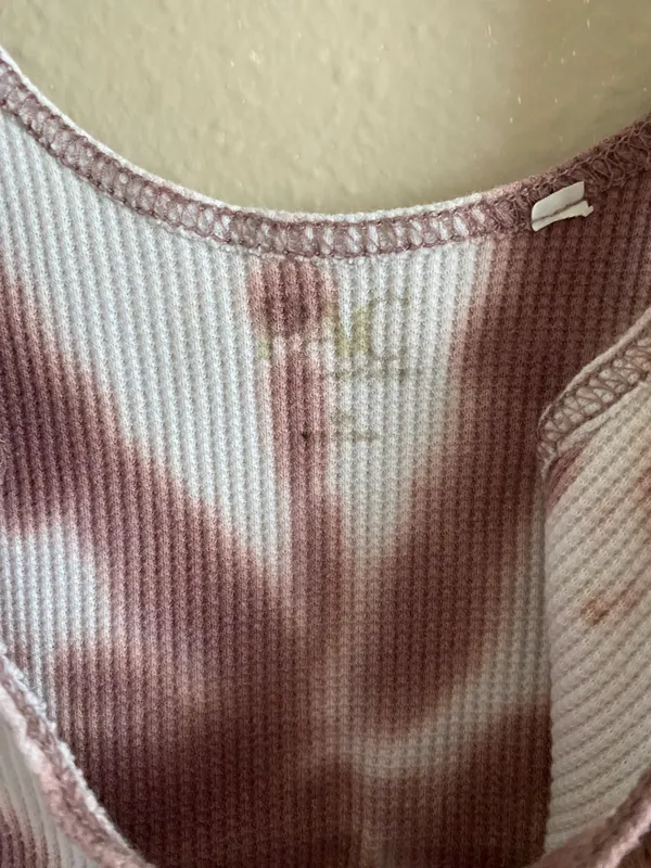 PacSun Tie Dye Purple And White Crop Tank Top - Image 3