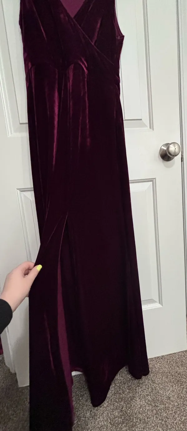 Lulus Red Purple Velvet Gown Formal Prom - Image 3