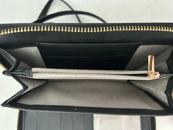 Leather crossbody bag Black - Image 3
