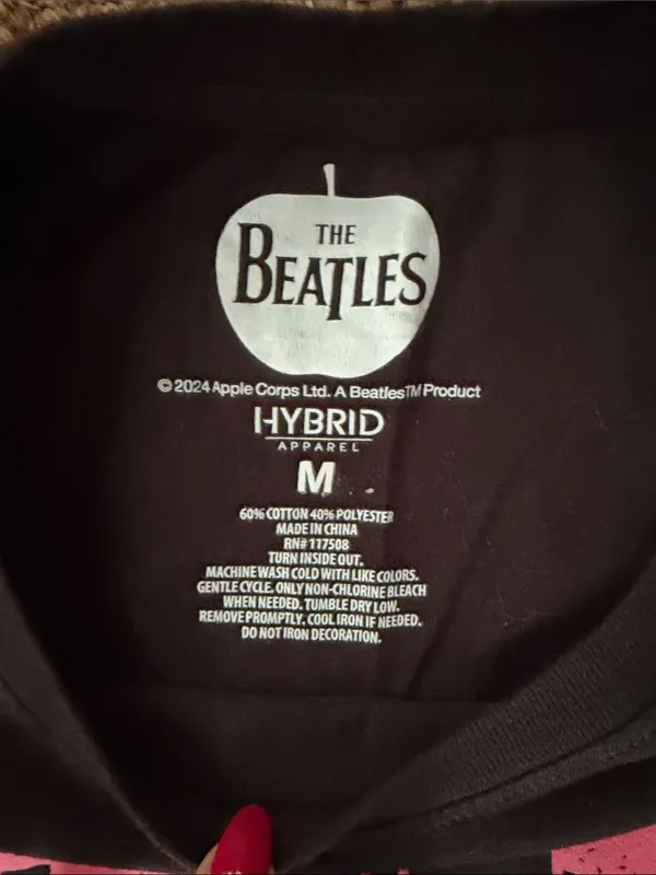 The Beatles Rooftop Concert Graphic Tee - Image 2