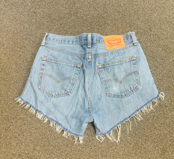 Vintage 501 Levi's shorts - Image 2