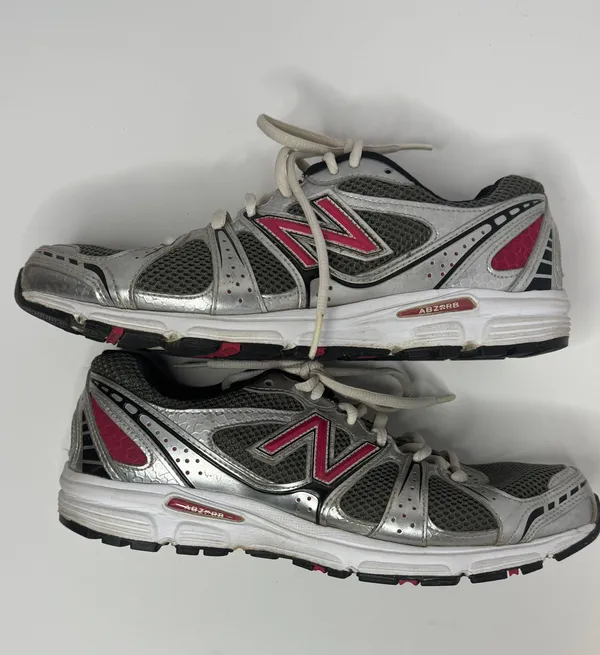 New Balance 480 Running Shoes Size 8B - Image 6