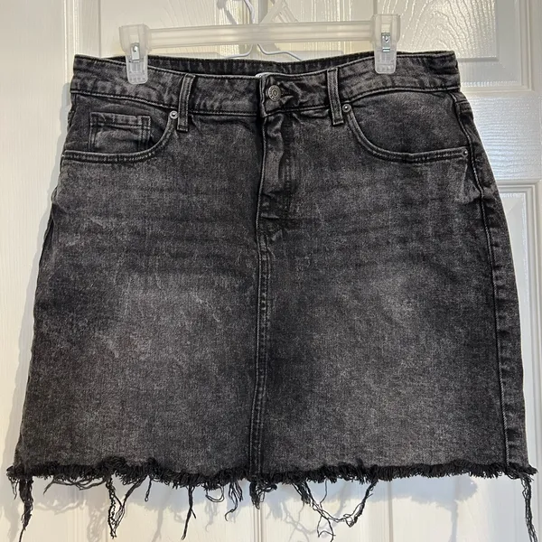 Hot old navy stone washed black denim jean skirt Classic pockets sz 12 - Image 2