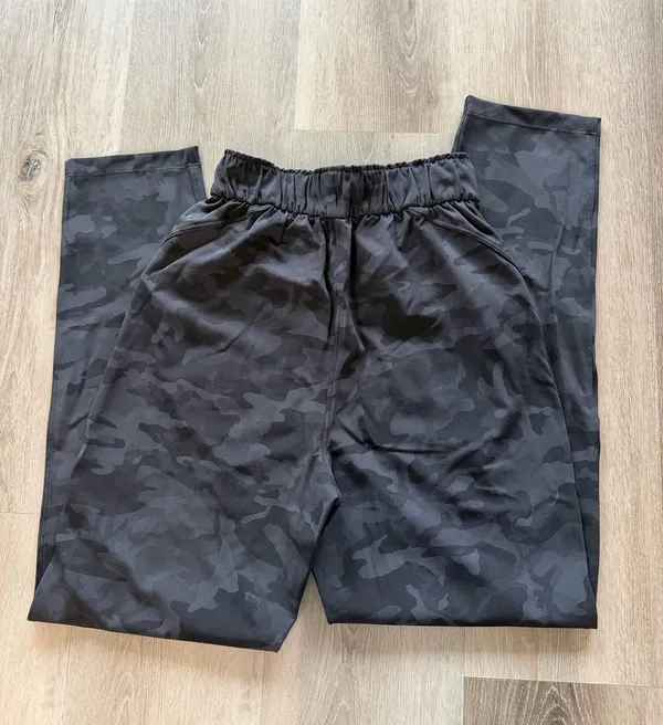 Lululemon Joggers - Image 2