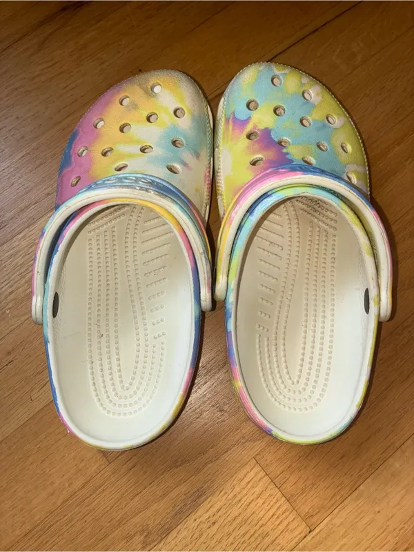CROCS Classic Clog - Yellow Multi Tie-Dye - Image 4