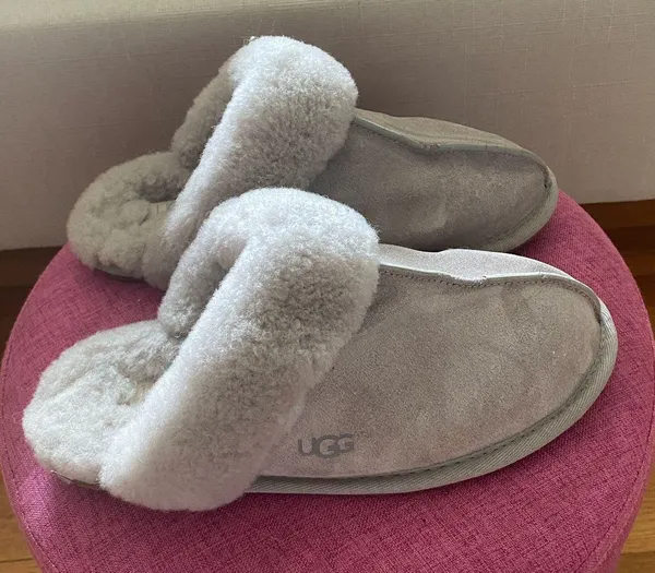 UGG Slippers - Image 5