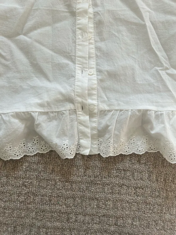 Brandy Melville Peter Pan collar eyelet blouse  - Image 4