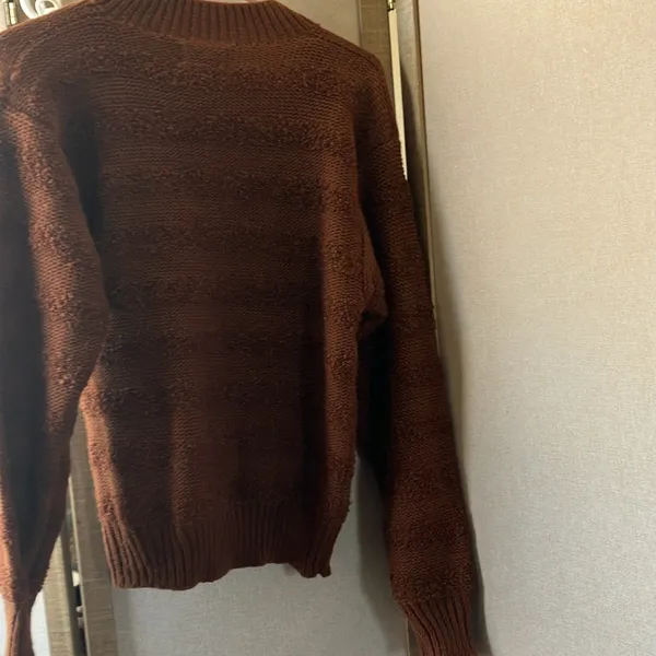 FINAL MARKDOWN Evian Rich Brown Knit Sweater medium - Image 9
