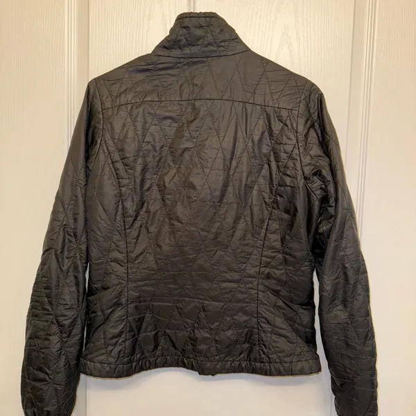 Patagonia jacket!! - Image 2