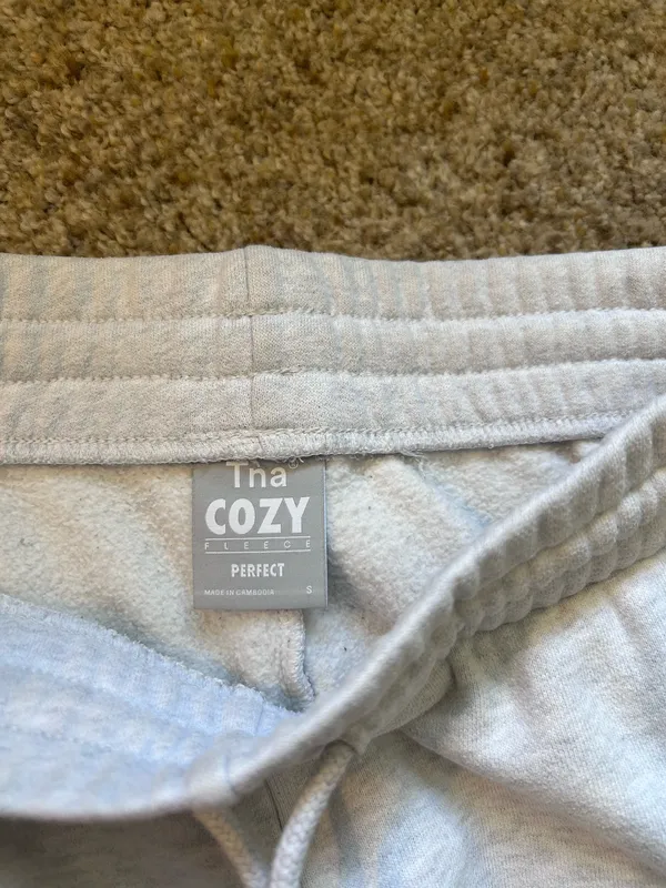 Aritzia Sweatpants TNA - Image 2