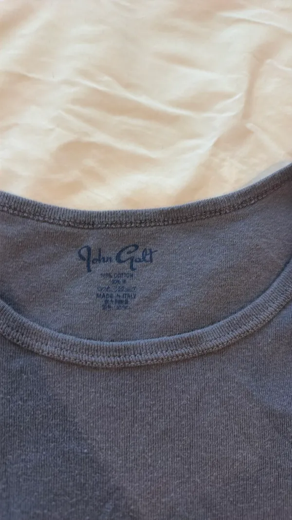 Brandy Melville Top Navy - Image 4