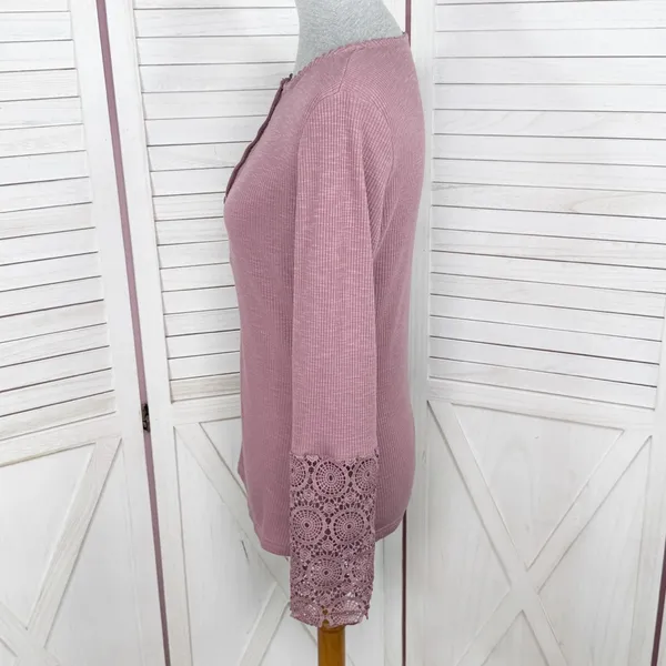 Ribbed Knit Lace Cuff Long Sleeve Henley Shirt‎ Mauve Dusty Rose Size Large - Image 3