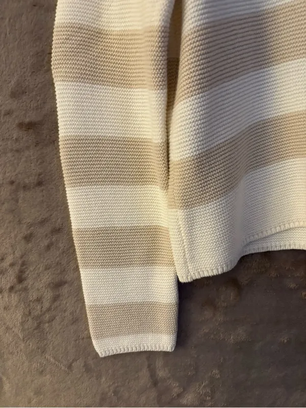 moon & madison Women’s Striped V-Notch Collar Sweater in Cream and Tan Size M - Image 3