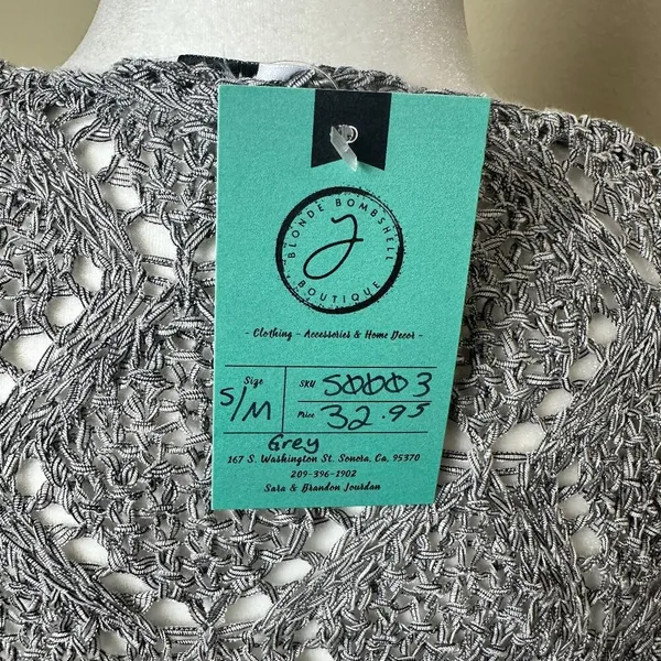 NWT VERTE Boutique Open Weave Crochet Grey Knit Sweater - S/M - Image 6