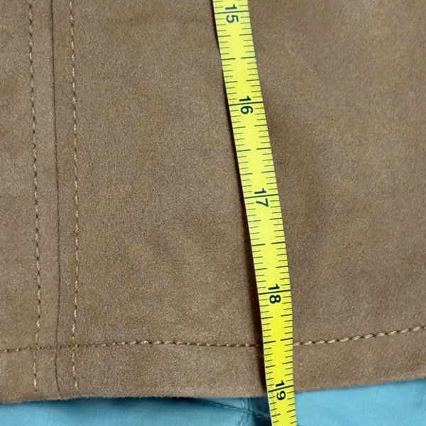 LOFT Tan Faux Suede Mini Skirt Size‎ 6 EUC - Image 4