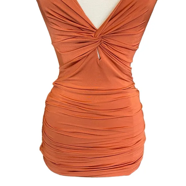 Better Be Ruched Body-con Plunge Mini Dress In Burnt Orange - Image 3